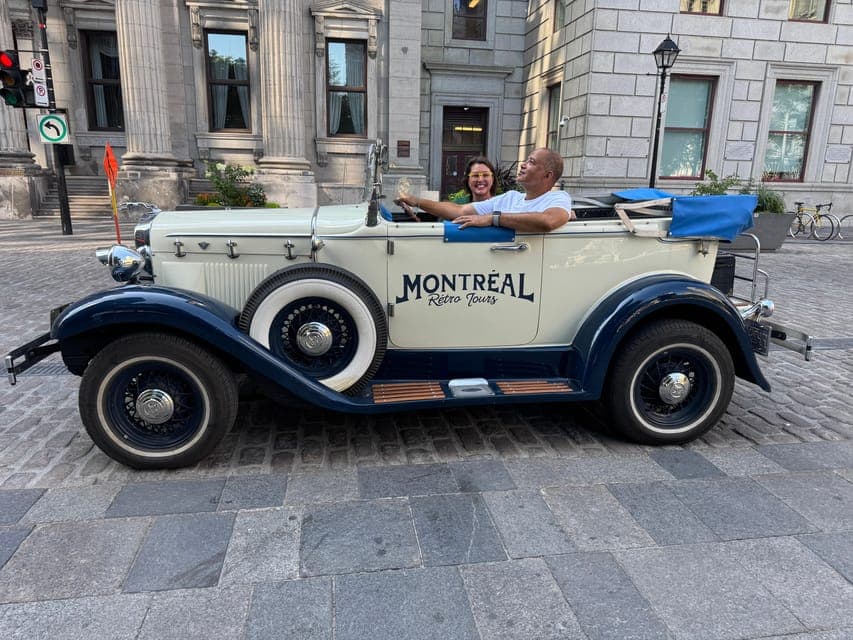 Unforgettable Guided Tour in a Vintage 1930s Convertible Car Gallery Image 4