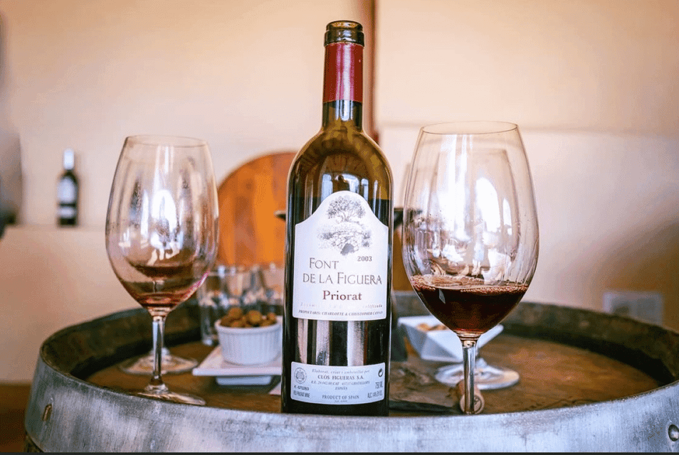 Priorat tour to 3 small wineries and hotel pick-up Gallery Image 1