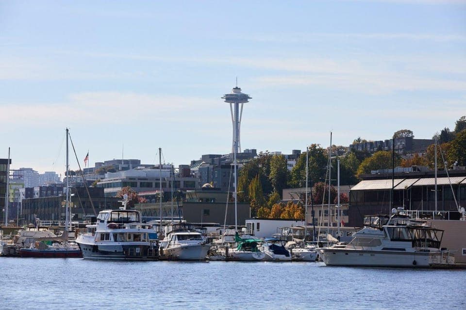 Lake Union Happy Hour Cruise Gallery Image 2