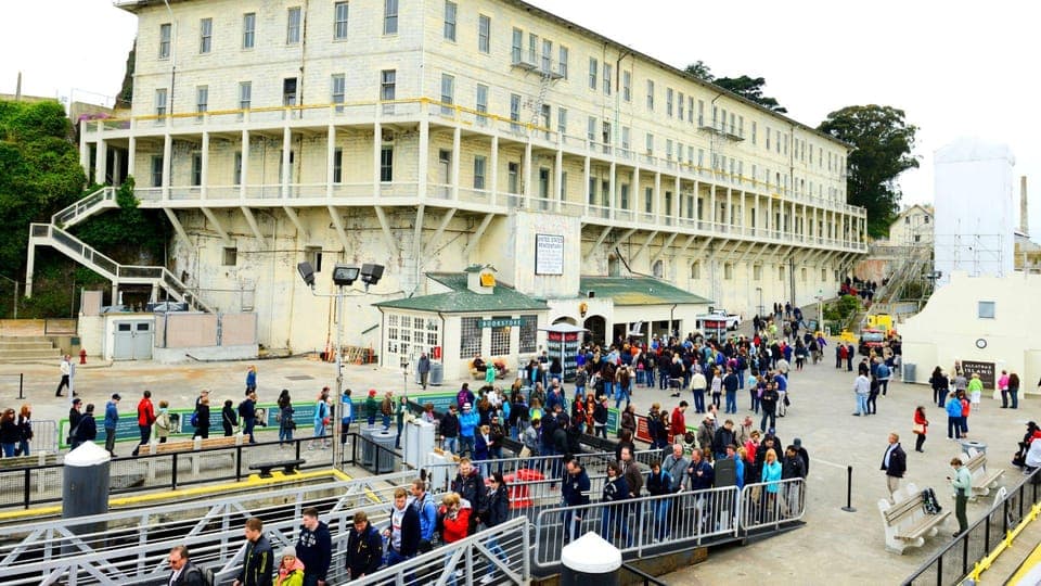 City Tour and Alcatraz Entrance Ticket Combo Gallery Image 2