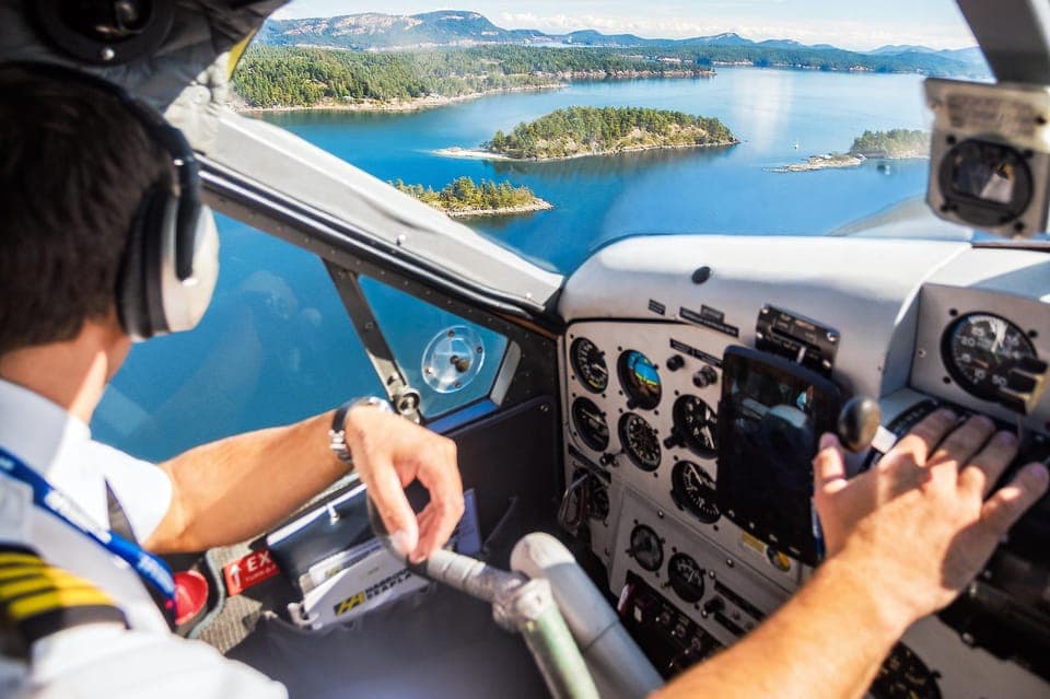 Scenic Seaplane Flight: Vancouver to Salt Spring (One Way) - Image 1