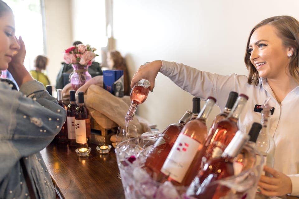 Woodinville Wine Country: Downtown Wine Tasting Pass - Image 2