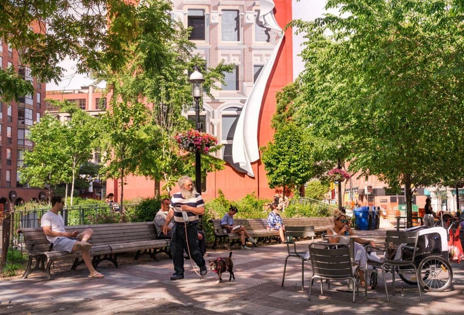 Toronto Couples Private Tour: Bustling Squares, Serene Parks Gallery Image 3