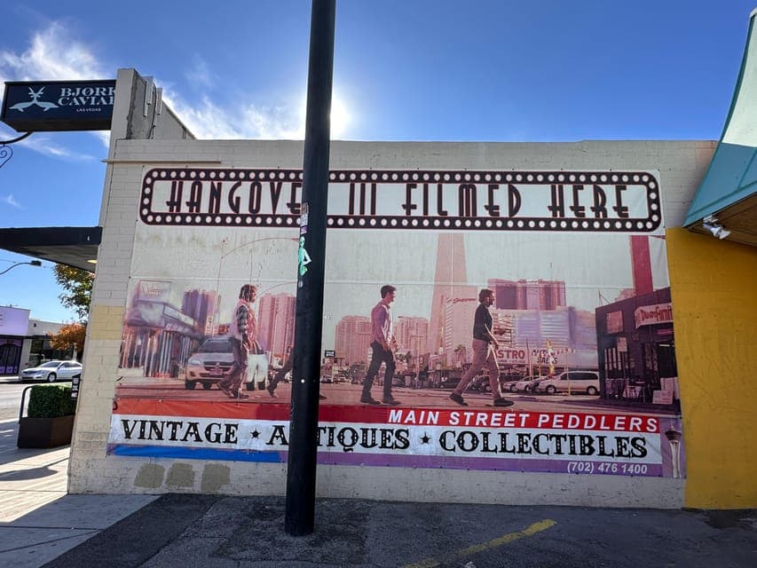 Downtown Las Vegas walking tour in French Gallery Image 2