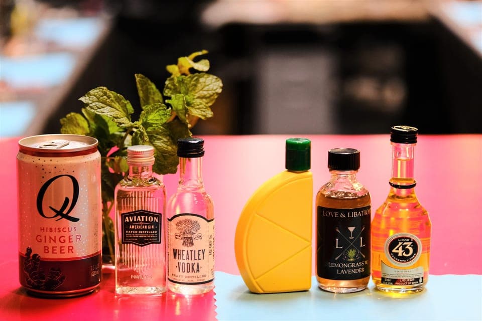 Cocktail-Making Class with Mixologist Gallery Image 2