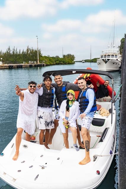 Tubing in Fort Lauderdale Gallery Image 2