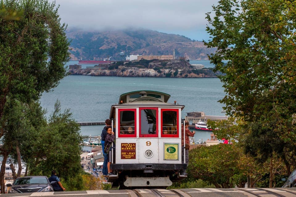 Alcatraz, Ferry & 2-Day Hop-On Hop-Off Bus Gallery Image 4