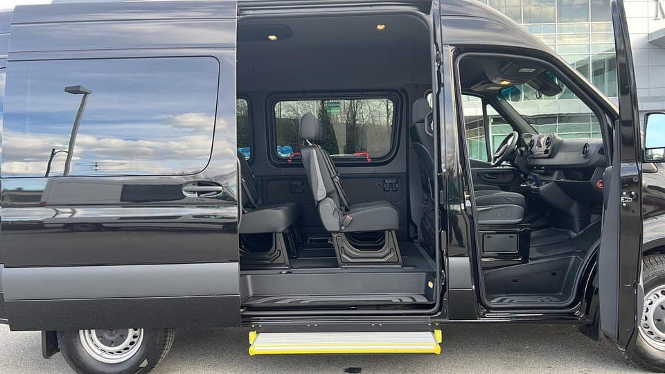 Sprinter Van : Vancouver Airport to Seattle downtown Gallery Image 2