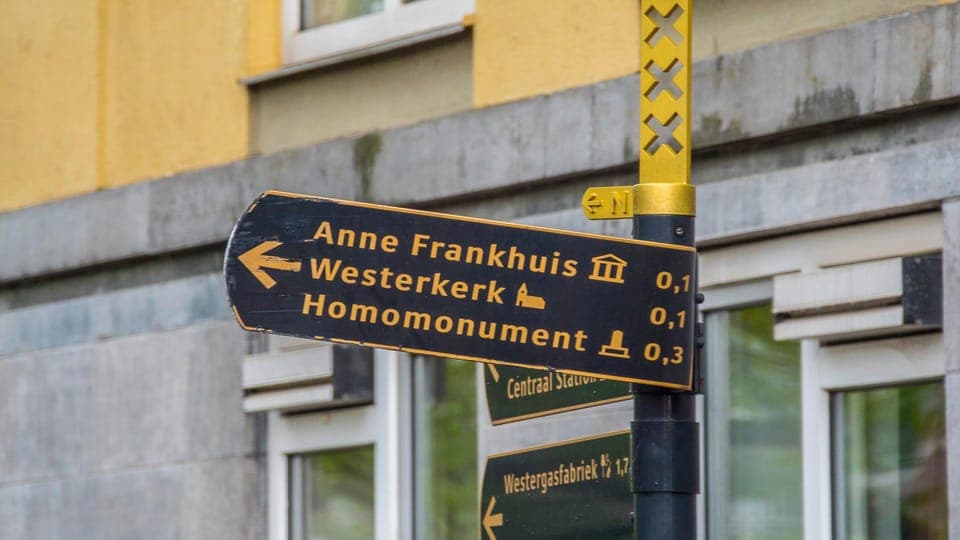 17. The True Story of Anne Frank's Diary Private Guided Tour - Image 17