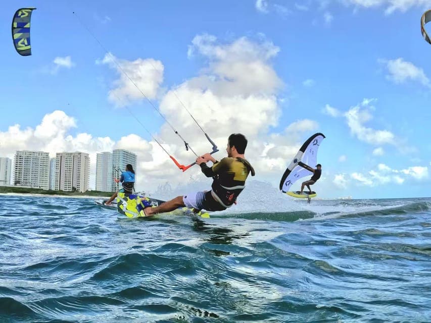 2-Hour Kitesurfing or Wingfoiling Course Gallery Image 2