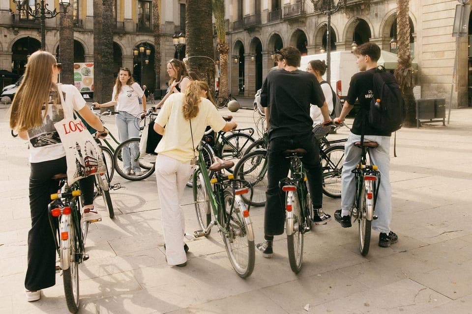 3-Hour Bike Tour with a Local Guide Gallery Image 3