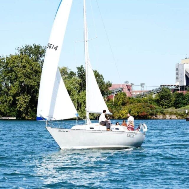 Sailing Tour on the Detroit River Gallery Image 3