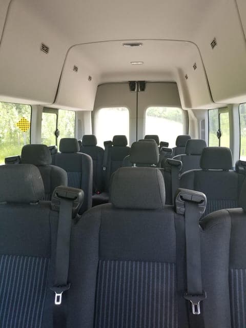 Calgary Airport to Banff - Private Transfer Gallery Image 4