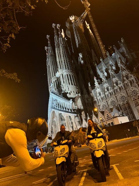 Barcelona on my Scooter Night Tour Gallery Image 4