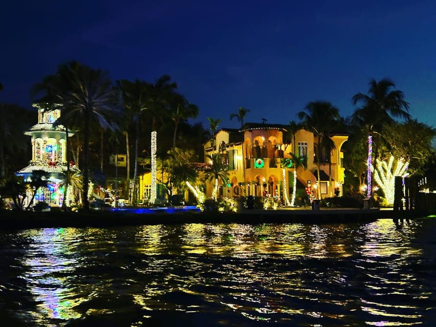 Spectacular Private Boat Tour- Downtown Fort Lauderdale Gallery Image 1
