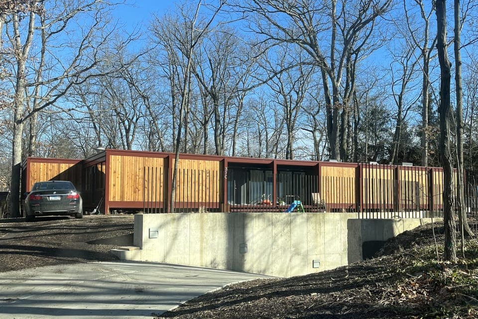 Private Guided Tour of Chicago Suburbs Movie Sites Gallery Image 2