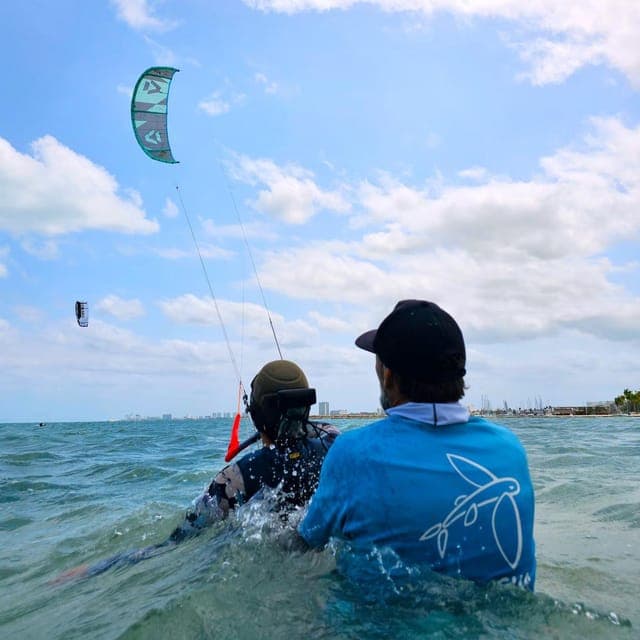 2-Hour Kitesurfing or Wingfoiling Course Gallery Image 4