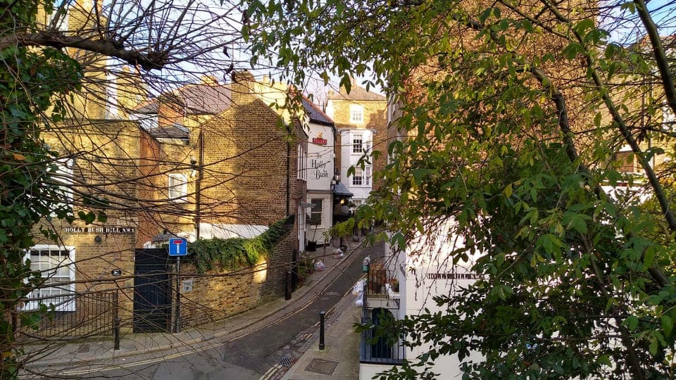 Celebrity Homes Tour of Hampstead Gallery Image 1