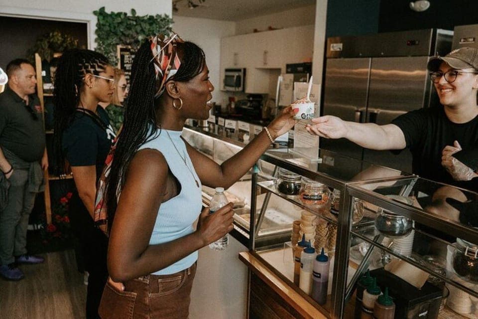 Urban Canvas: A Downtown Orlando Cultural Tour Gallery Image 1