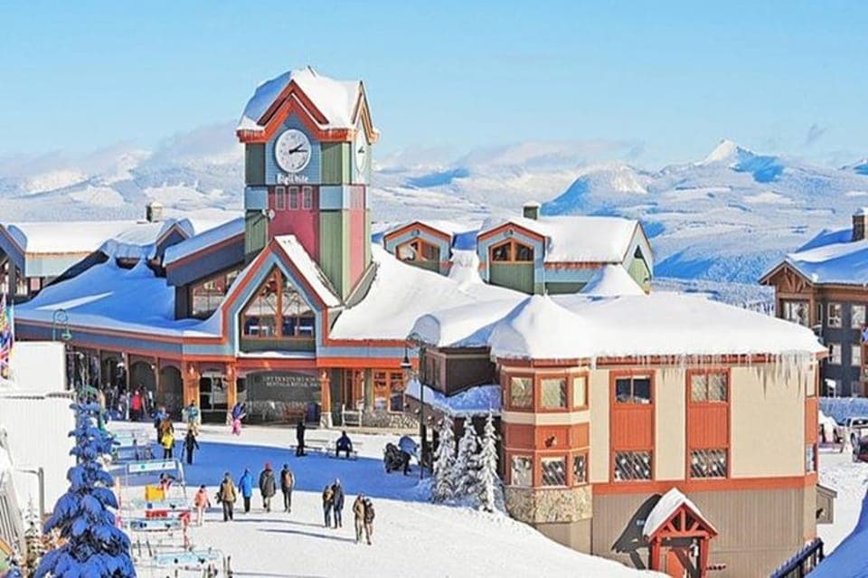 3 Day Budget Tour With Victoria & Whistler Gallery Image 4