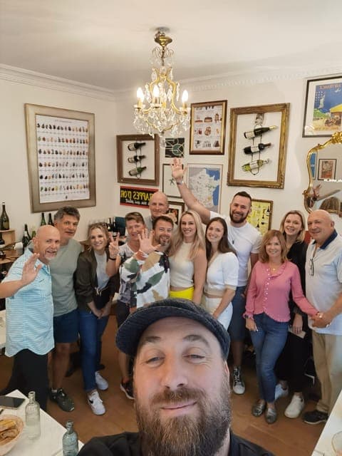 Wine Tasting Experience with 6 Wines and Cheese Board Gallery Image 2