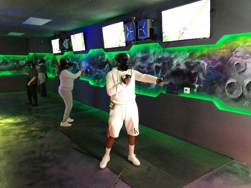 VR Immersive Gaming Experience Gallery Image 2