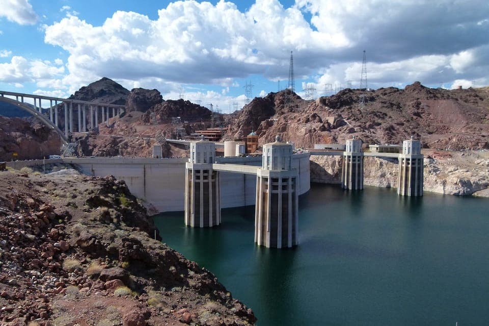 Hoover Dam, Craft Beer & Comedy Show Tour Gallery Image 3