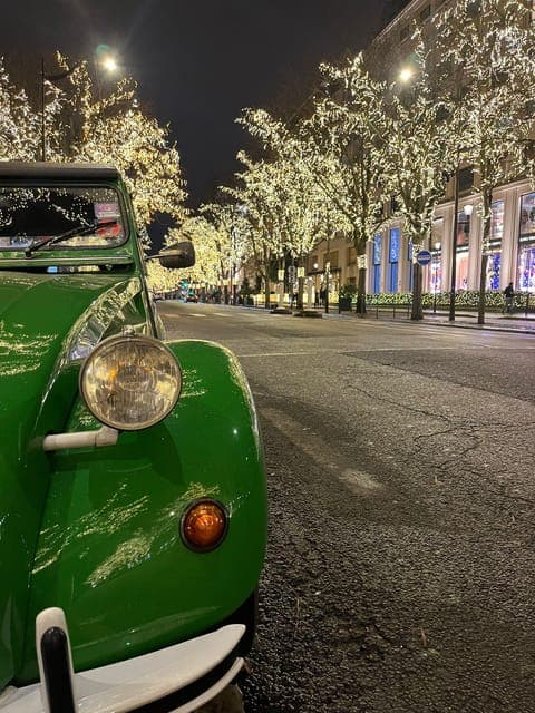 Private Christmas Lights Tour by Citroën 2CV Gallery Image 1