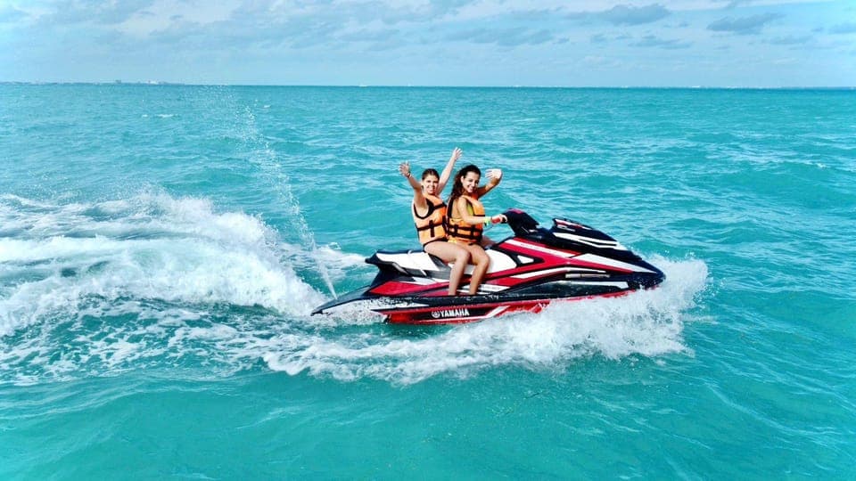 Cancun: Jet Ski Rental in Ocean Side Gallery Image 3