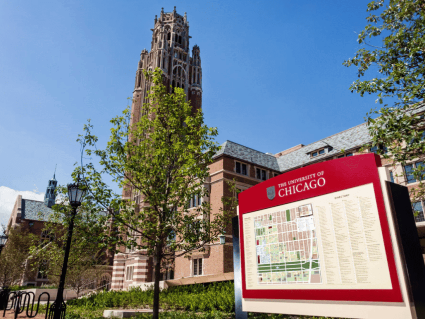 University of Chicago Student-Led Campus Tour Gallery Image 2
