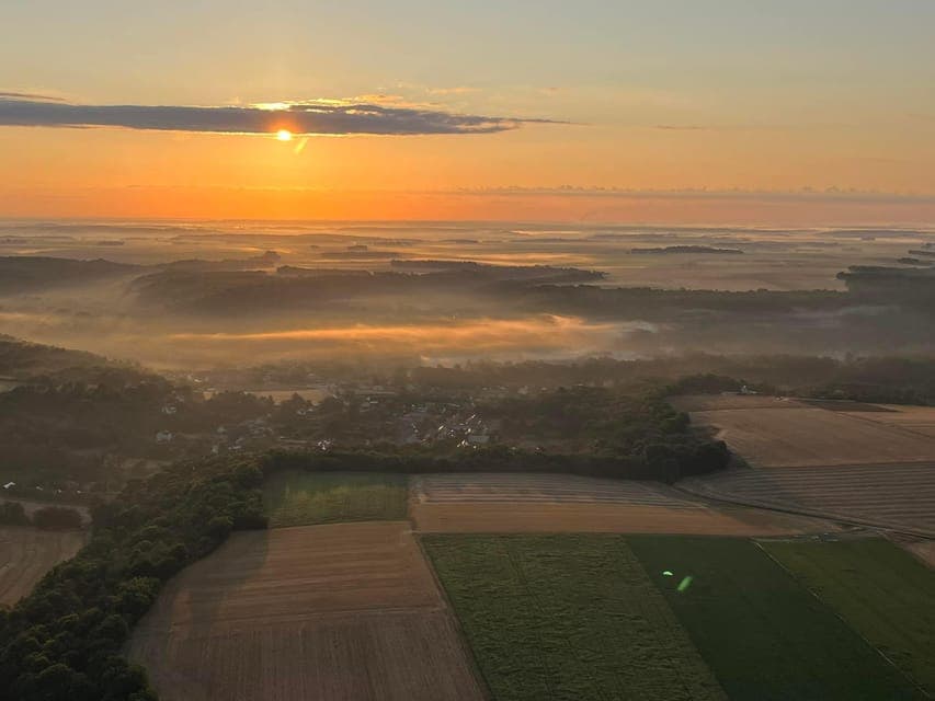 South of Paris: hot air balloon flight Gallery Image 2