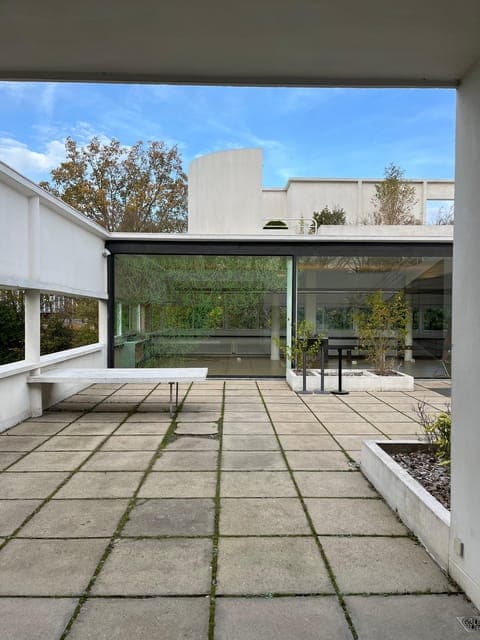 PRIVATE TOUR - Villa Savoye - Le Corbusier Gallery Image 2