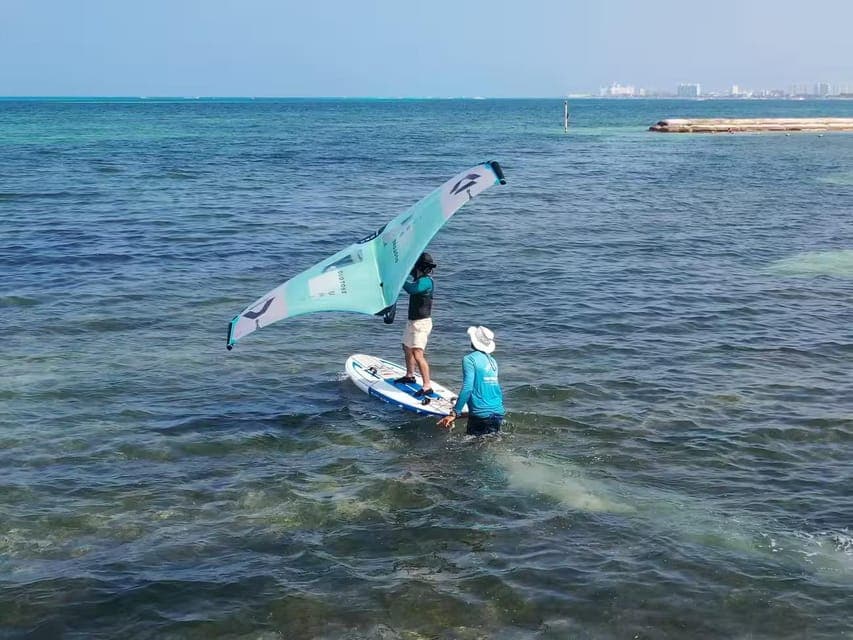 2-Hour Kitesurfing or Wingfoiling Course Gallery Image 1