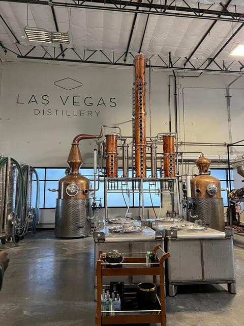 Distillery Tour with Tastings and Cocktails Gallery Image 3