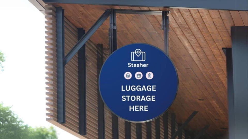 Luggage Storage close to Museum of Modern Art Gallery Image 2