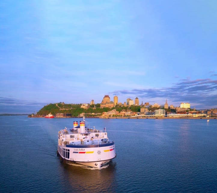 Québec City: 2-Hour Cocktail & DJ Evening Cruise Gallery Image 3
