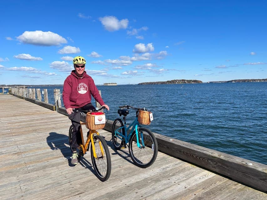 Portland, Maine: Coastal Lighthouses Guided Bicycle Tour Gallery Image 3