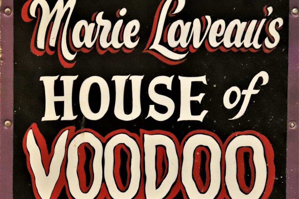 1.5-Hour Voodoo History Evening Tour Gallery Image 4