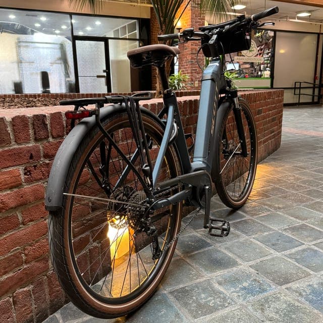 Boston Electric Assist Bicycle Rental Gallery Image 3