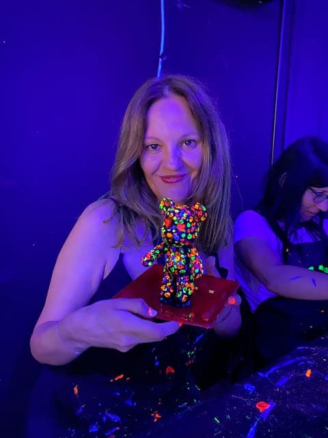 Bear-brick Fluorescent Painting | Wine and Art Gallery Image 2