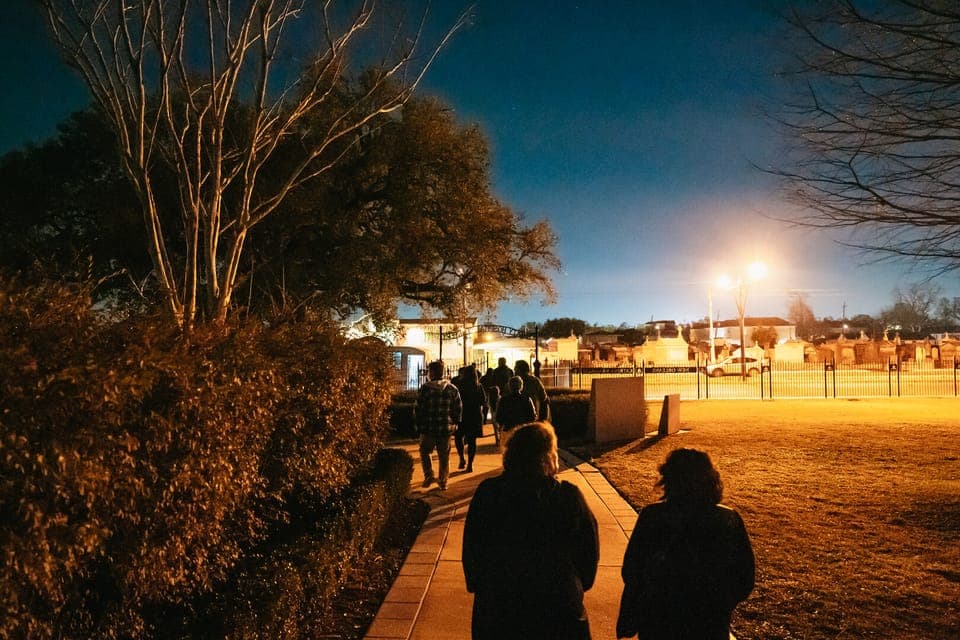 31. Cemetery Bus Tour At Dark with Exclusive Access - Image 31