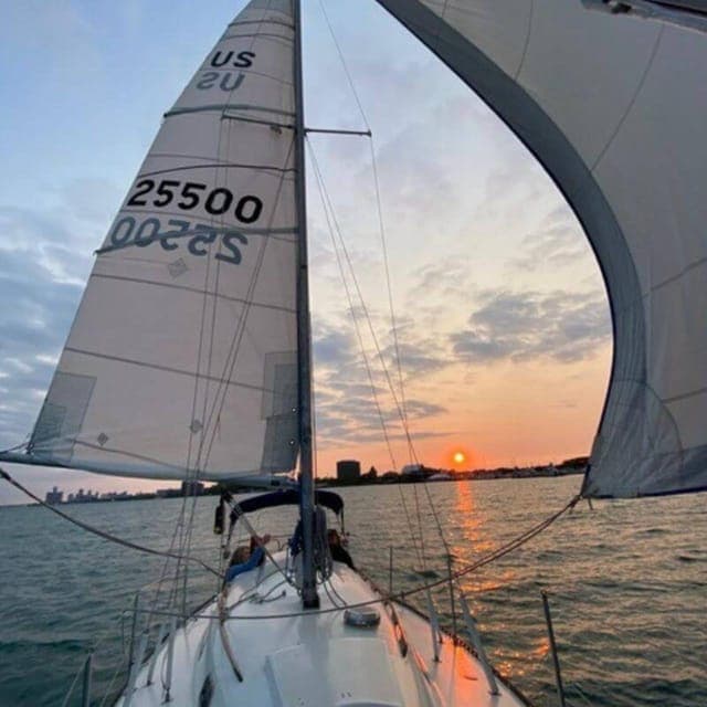 Sailing Tour on the Detroit River Gallery Image 4