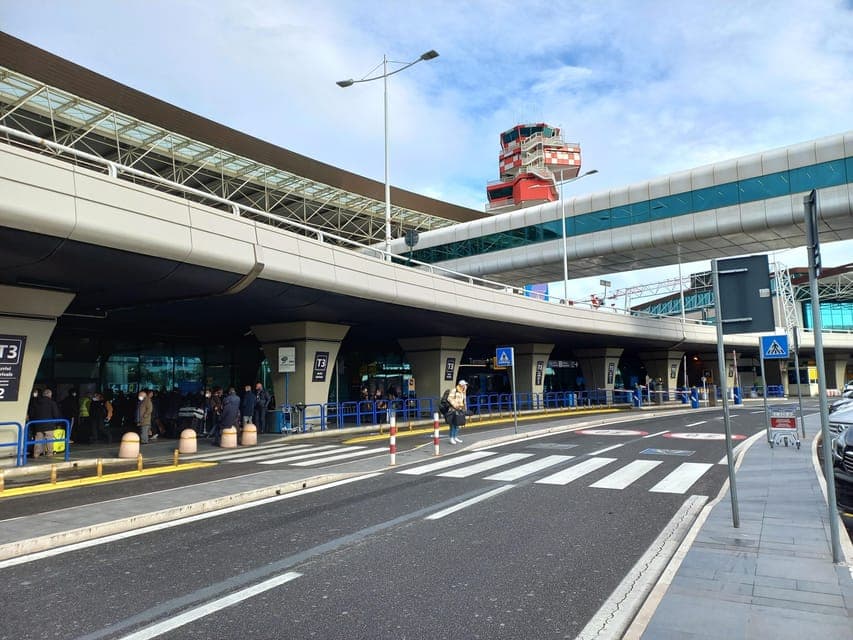 5. Fiumicino Airport to Civitavecchia Port Bus Transfer - Image 5