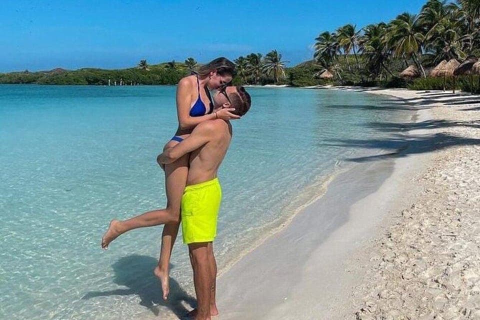 Riviera Maya: Isla Contoy and Isla Mujeres Full-Day Tour Gallery Image 1