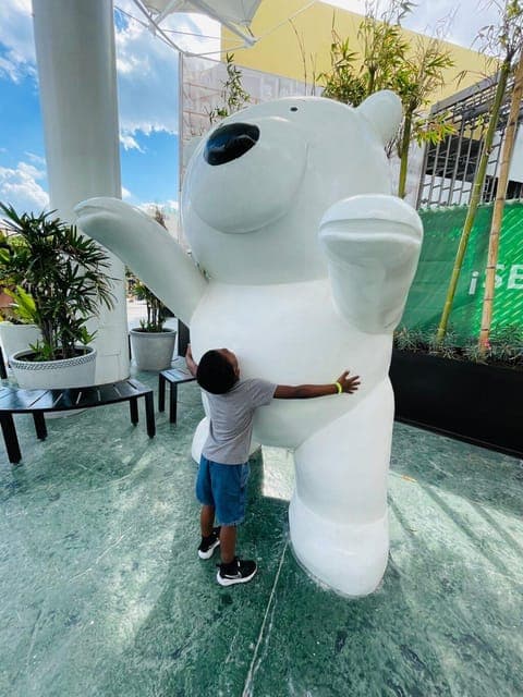 Cancun: Private Shopping Cancun Experience Gallery Image 2