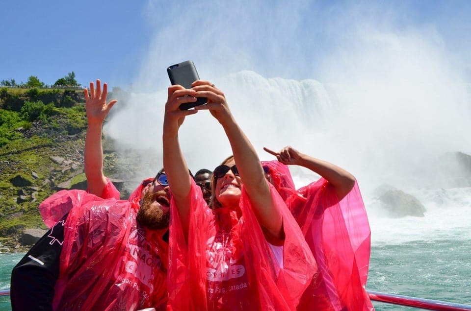 Niagara Falls and Niagara-on-the-Lake Ultimate Day Tour Gallery Image 2