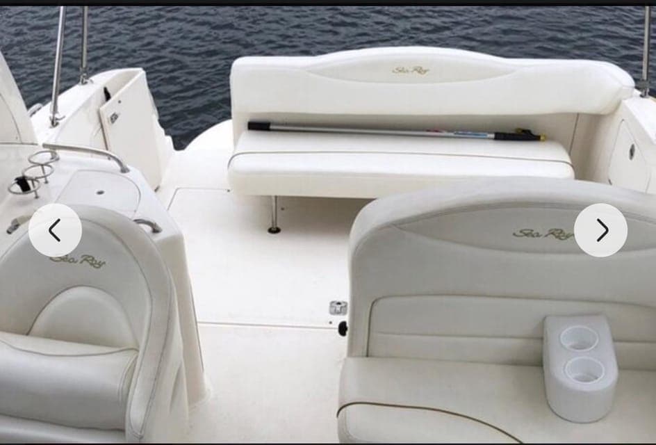 Day or Night Private Boat Rental Gallery Image 1