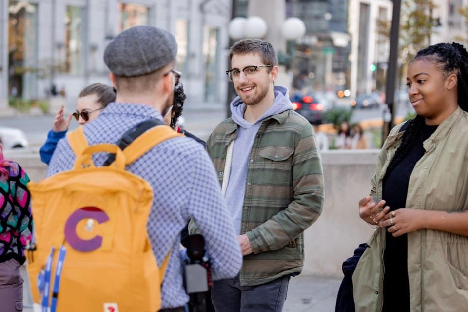 Walkin' with Colin: Chicago Tour du Jour Gallery Image 2