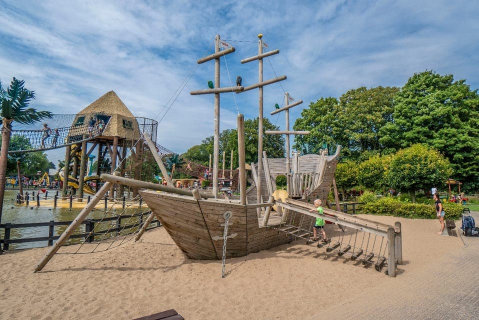 Haarlem: Linnaeushof Theme Park Entry Ticket Gallery Image 3