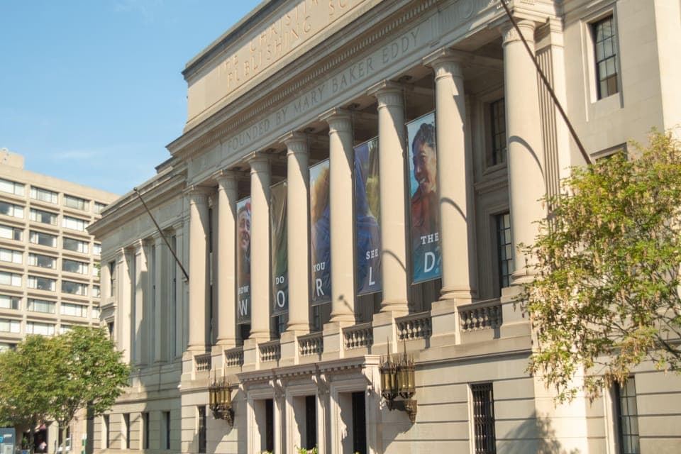 Mapparium® globe + How Do You See the World?™ Gallery Image 4